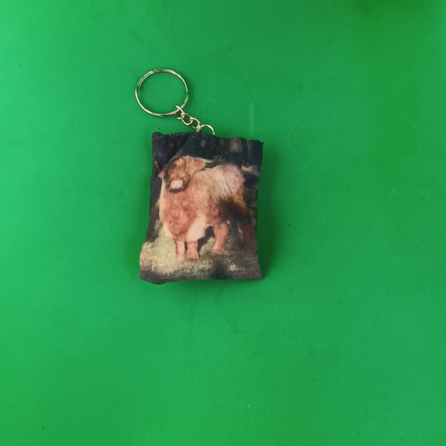 Double sided Cute Highland Cow keyring