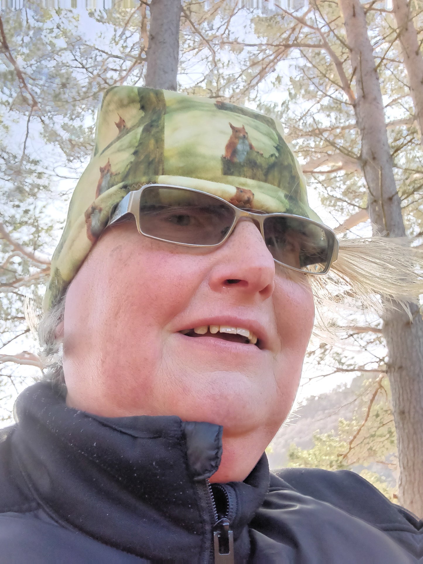 Cute Red Squirrel looking forward Beanie