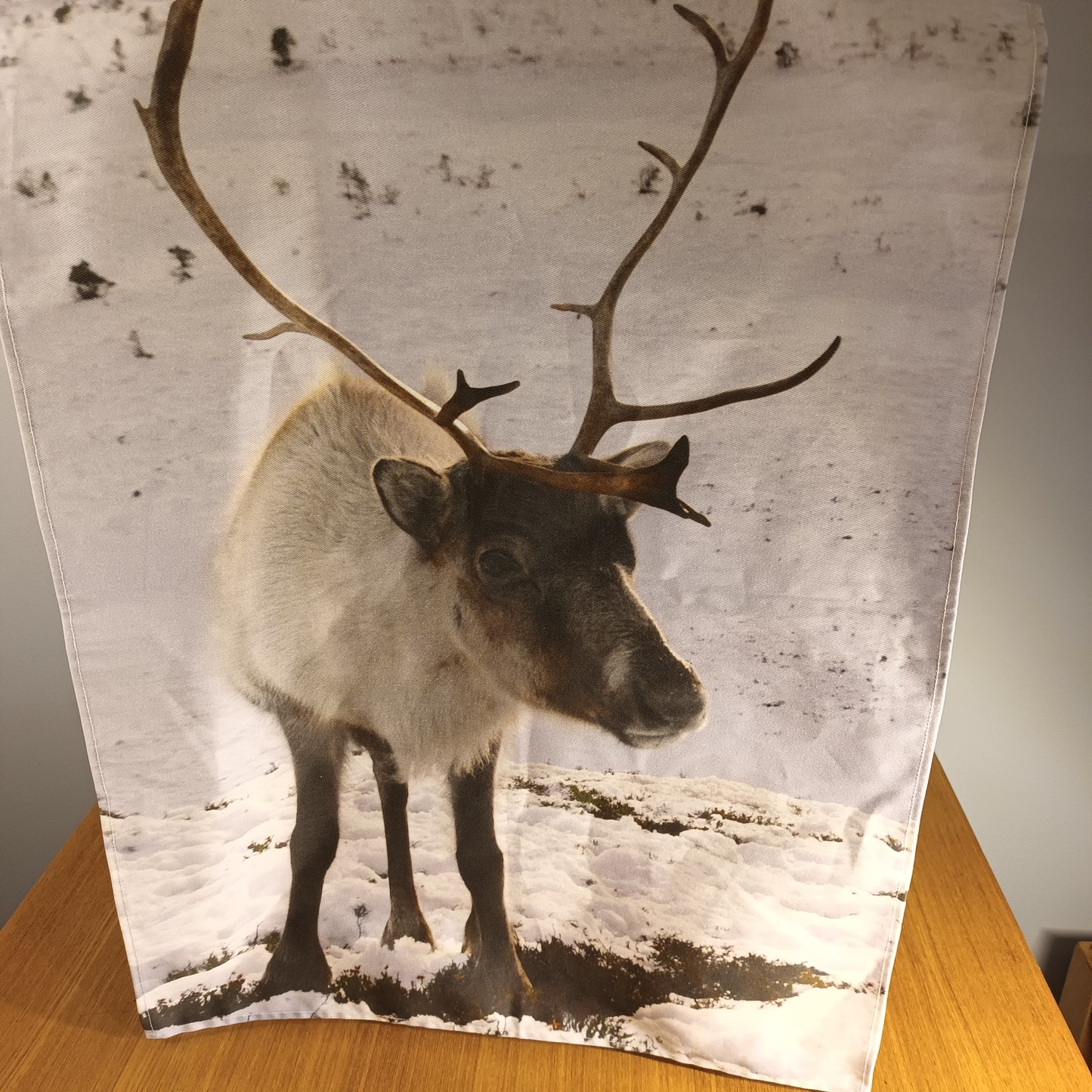 Reindeer, Highlands Scotland Teatowel, Cotton , Eco-friendly.