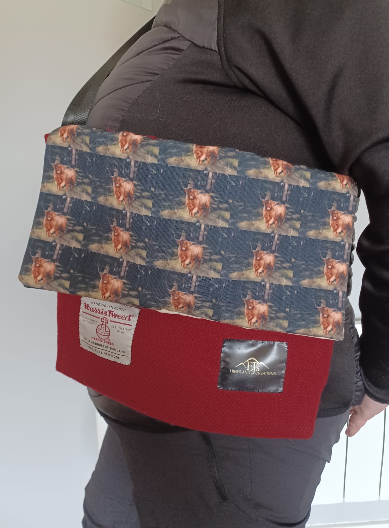 Harris Tweed®,messenger bag, Highland Cow . Adjustable strap .  